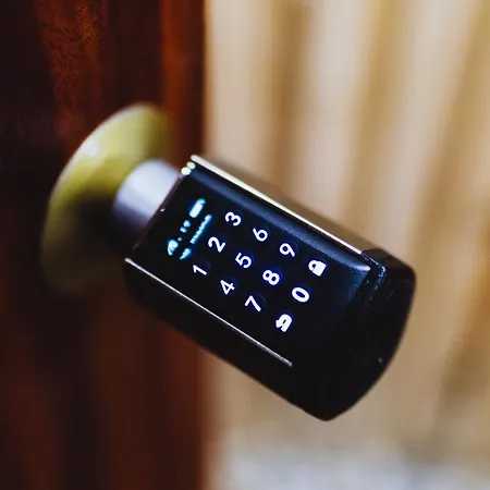 Serranos 24 Rector Cobos * Salamanca