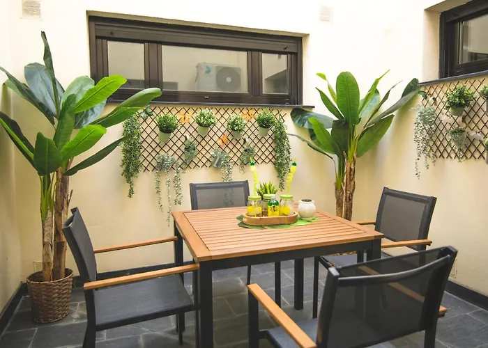 Serranos 24 Rector Cobos Apartamento