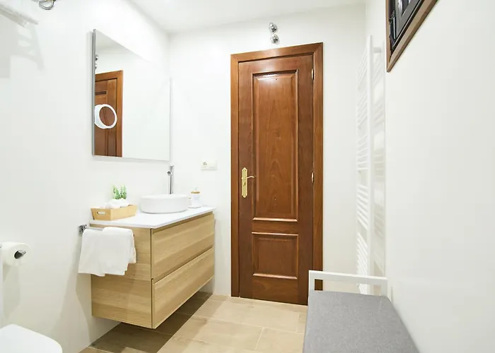 Serranos 24 Rector Cobos Apartamento *